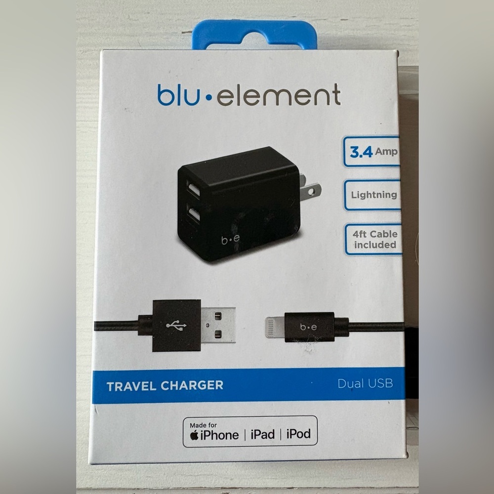 Element Black Dual USB Car Charger